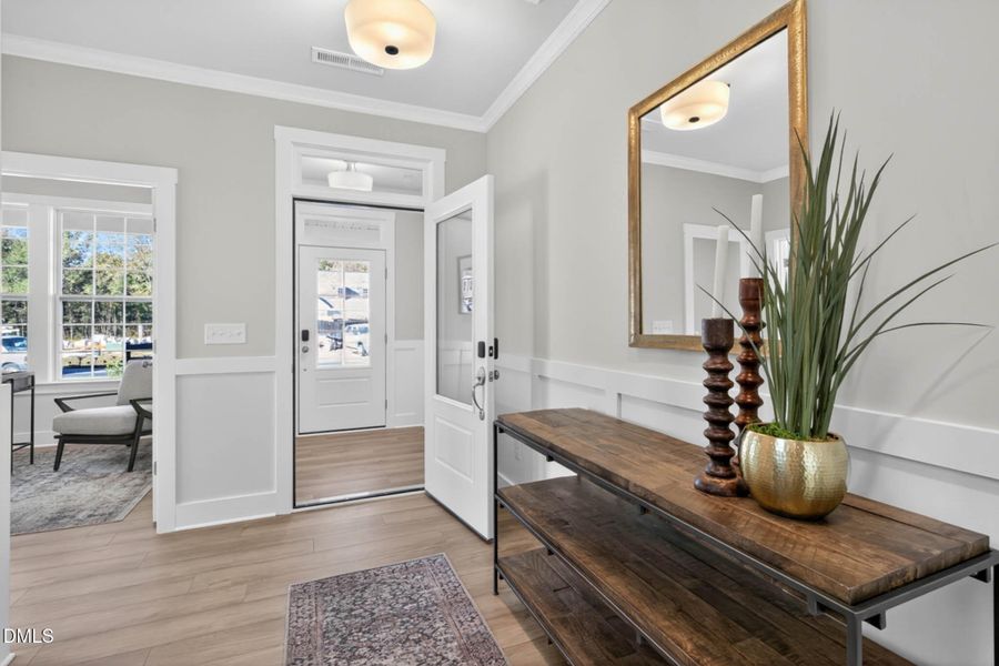 DC 39 Apex Interior-02