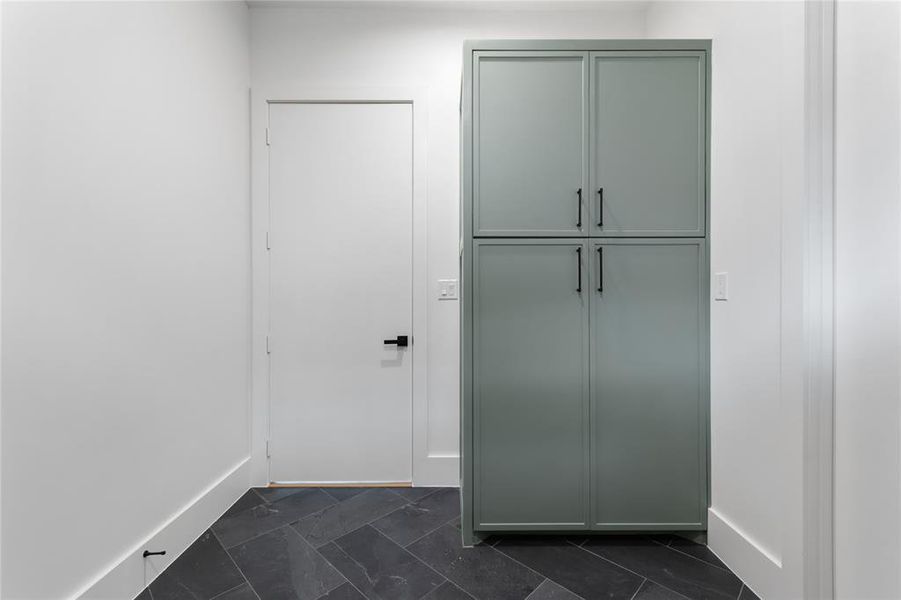 Spacious, unfurnished interior of a new home in , Dallas (Image 24). Spacious, unfurnished interior of a new home in , Dallas (Image 24).