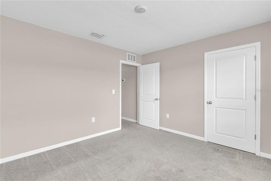 Spacious, unfurnished interior of a new home in Briarwood, Alachua (Image 24).