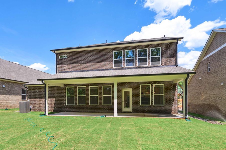 Representative exterior details of a home built from the The Whitetail by David Weekley Homes in Whitley Preserve – Enclave Collection, Mint Hill (Image 3).
