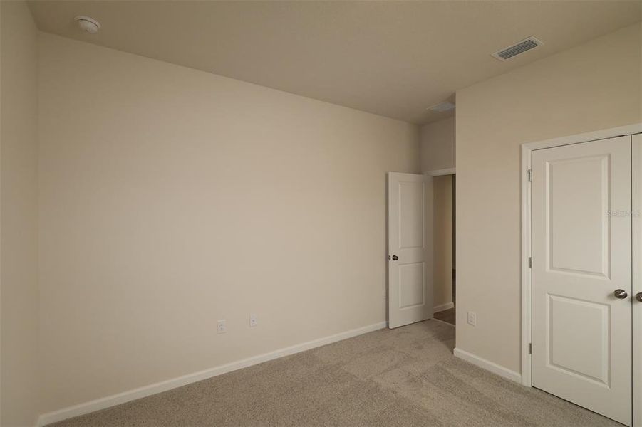 Spacious, unfurnished interior of a new home in Estates at Rivercrest, Sanford (Image 25).