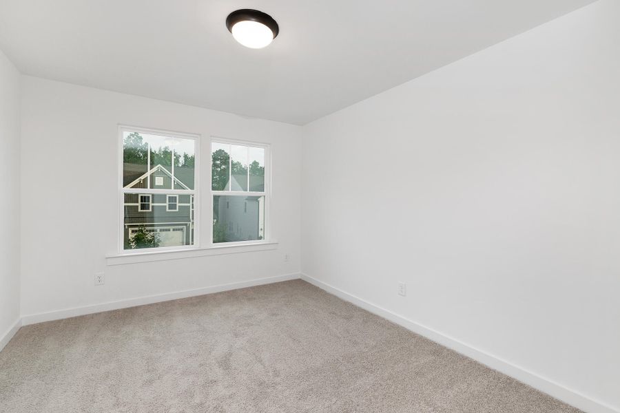 Spacious, unfurnished interior of a new home in , St. George (Image 19).