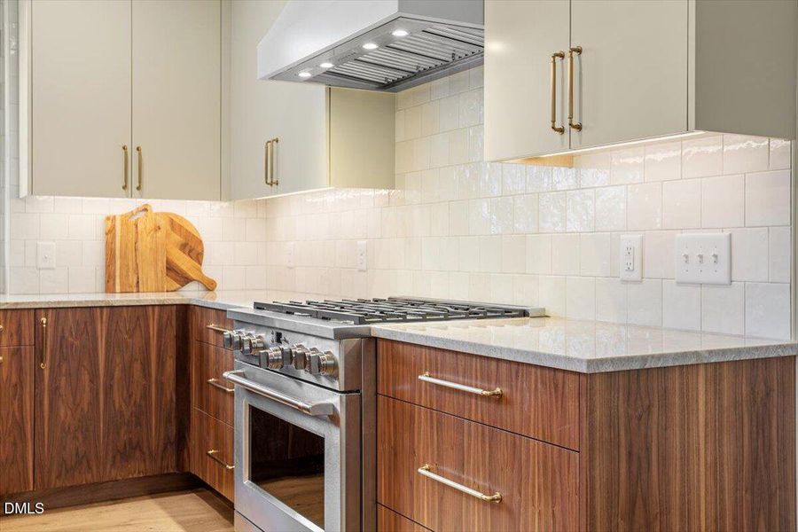 21-2305 Sprunt Ave [2811143]_21