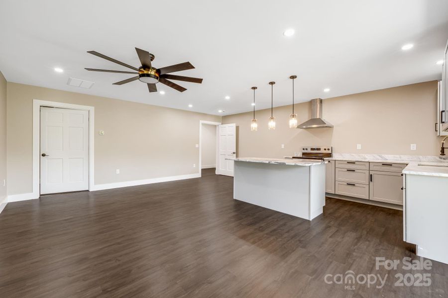 Spacious, unfurnished interior of a new home in , Weaverville (Image 17).