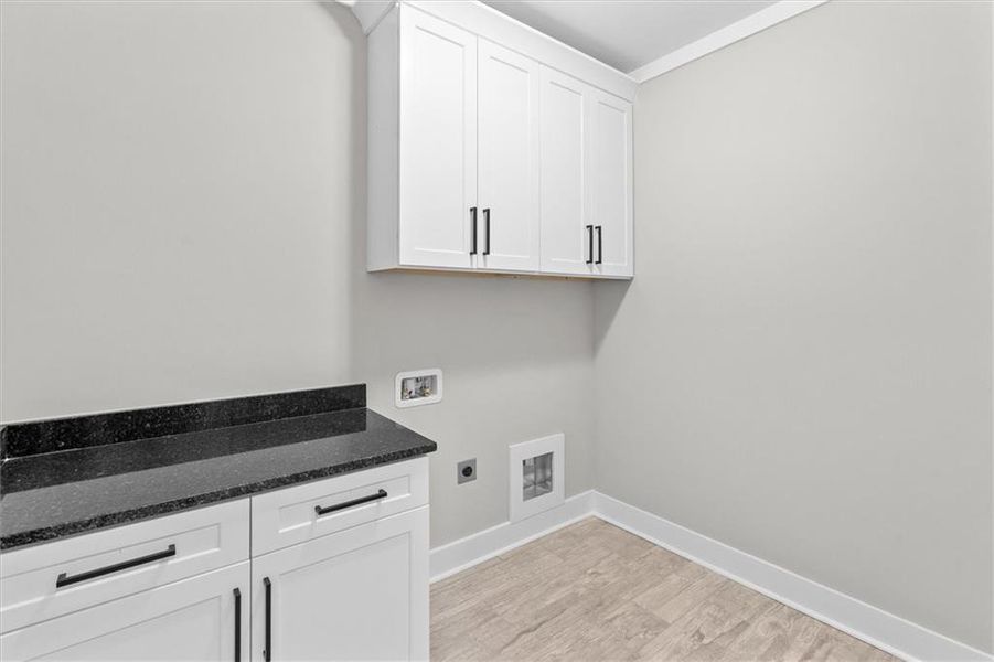 Furnished interior view inside a new home in , Villa Rica (Image 9).