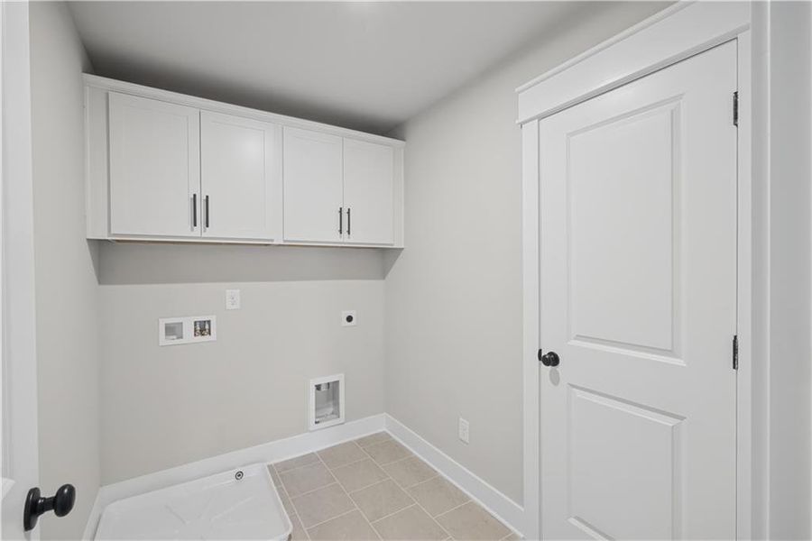 Spacious, unfurnished interior of a new home in Springside Reserve, Powder Springs (Image 26).