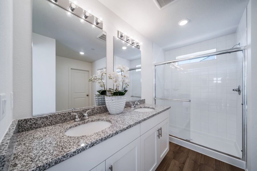 Furnished interior view inside a new home in Reunion, Commerce City (Image 17).
