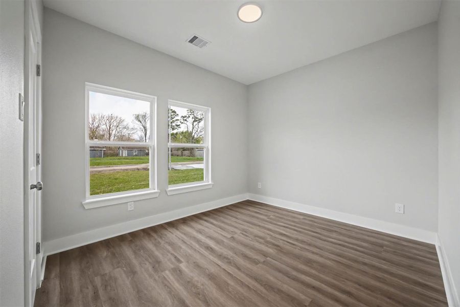 Spacious, unfurnished interior of a new home in , Dickinson (Image 23).