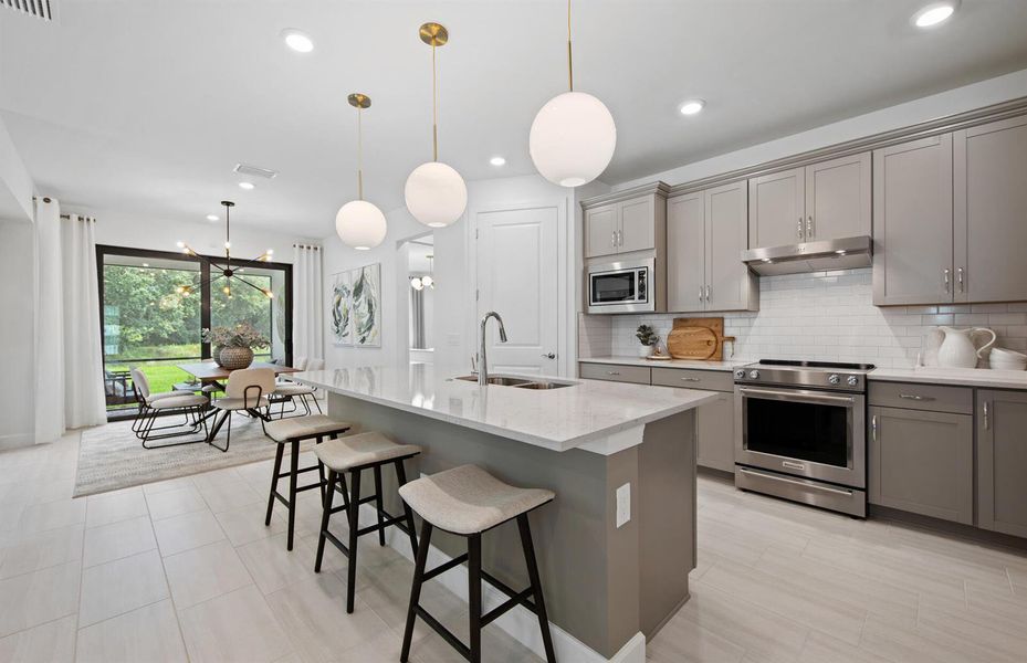 SWFL_HML_Mystique_Kitchen_2_web