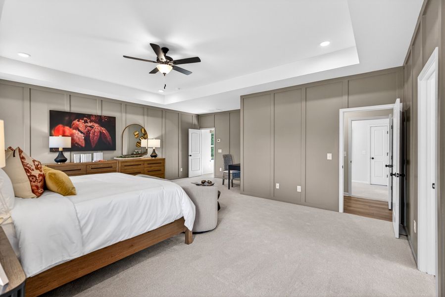 Furnished interior view inside a new home in Saddle Ridge, Calhoun (Image 17).