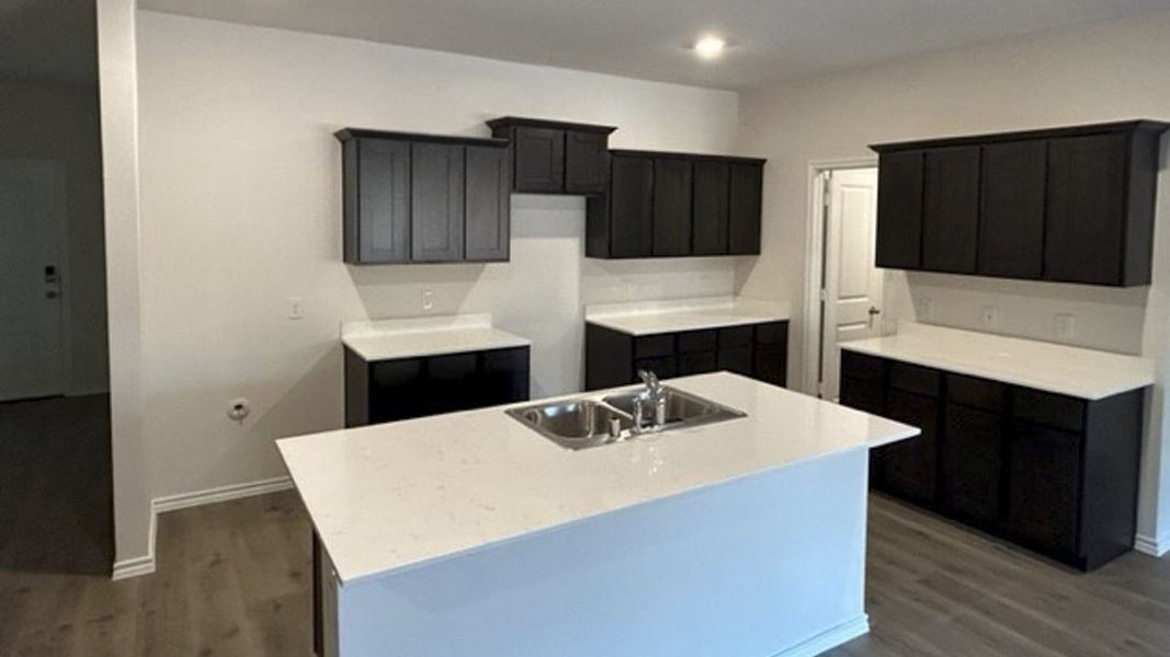 Representative furnished interior of a home built from the HOLDEN by D.R. Horton in Northspur, Forney (Image 4). Representative furnished interior of a home built from the HOLDEN by D.R. Horton in Northspur, Forney (Image 4).