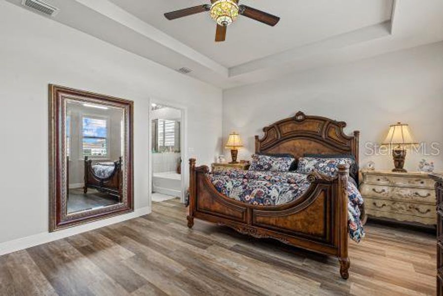 Furnished interior view inside a new home in , Bradenton (Image 16).