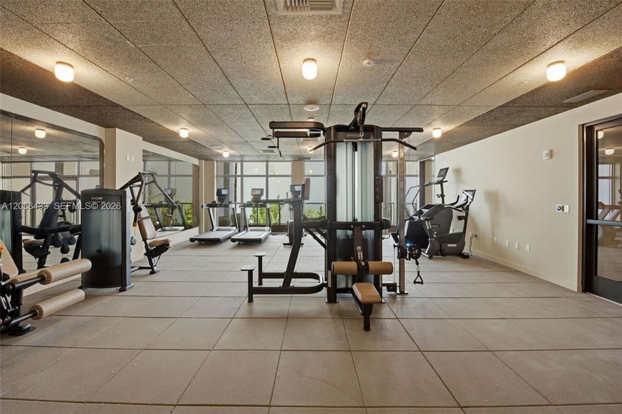 Community amenities in Domus Brickell Park, Miami (Image 24).