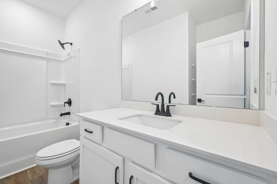 Representative images and renderings are for illustrative purposes. Actual structural options and design finishes of home may vary. Representative images and renderings are for illustrative purposes. Actual structural options and design finishes of home may vary.