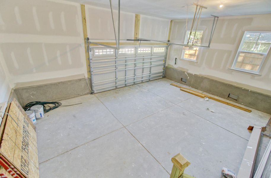 Image 36 of a home in .