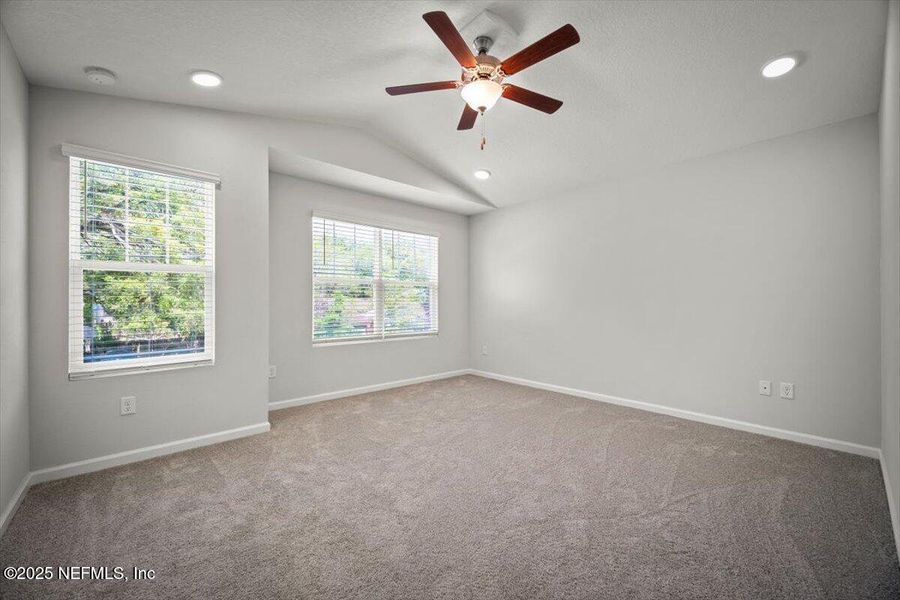 Spacious, unfurnished interior of a new home in , Jacksonville (Image 21).