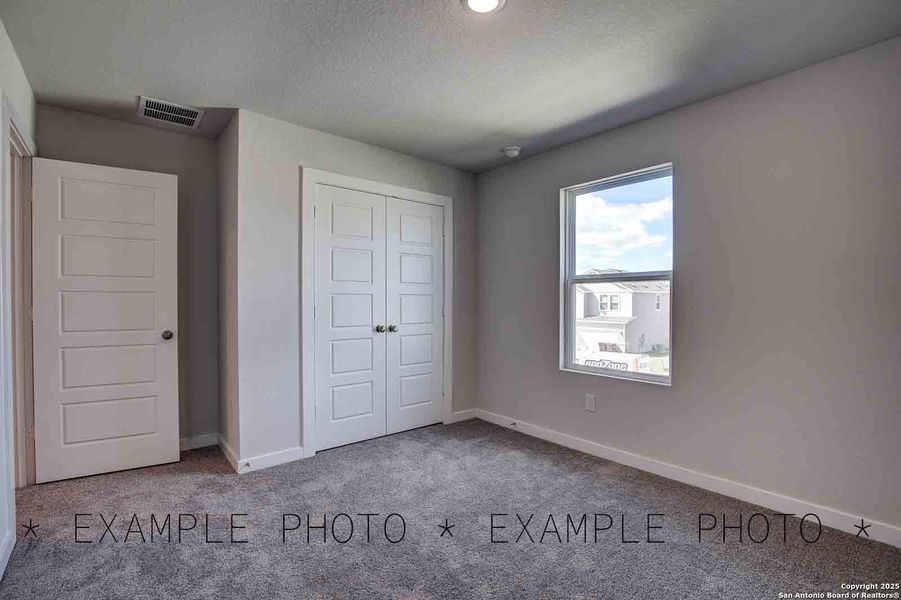 Spacious, unfurnished interior of a new home in Mesa Vista, San Antonio (Image 17).
