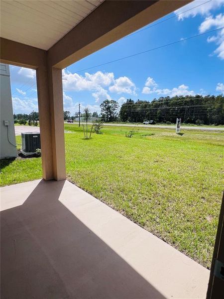 Exterior details and patio area of a home in , St. Cloud (Image 3).