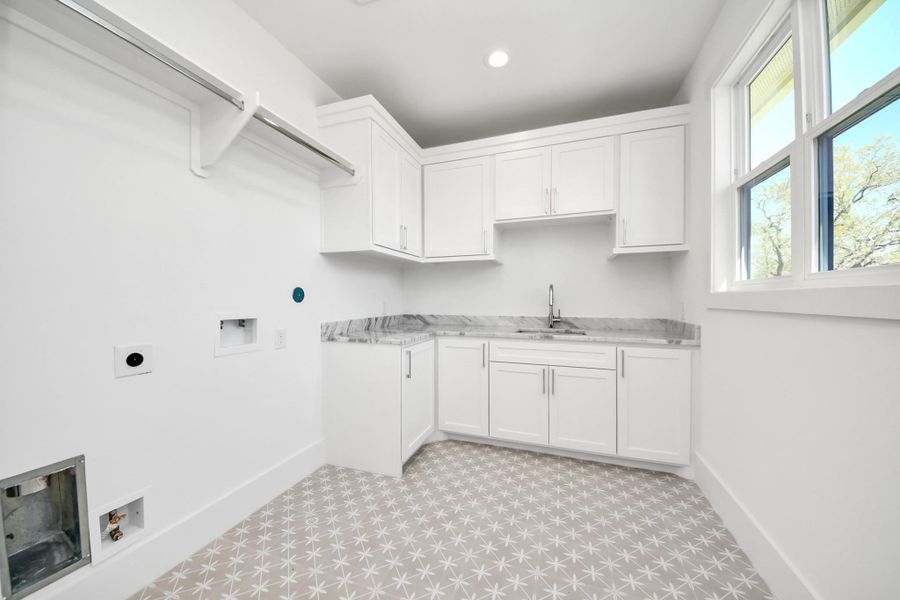 Furnished interior view inside a new home in , Houston (Image 34).