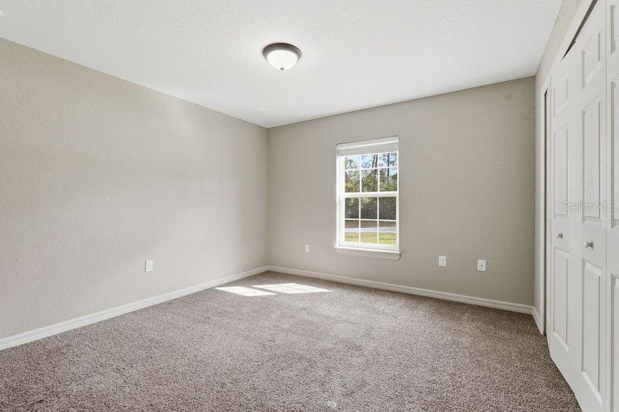 Spacious, unfurnished interior of a new home in Marion Oaks, Ocala (Image 20).
