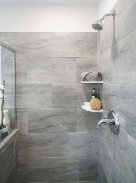 Representative furnished interior of a home built from the The Kensington E by Cothran Homes in Holly Ridge, Greenville (Image 19). Representative furnished interior of a home built from the The Kensington E by Cothran Homes in Holly Ridge, Greenville (Image 19).