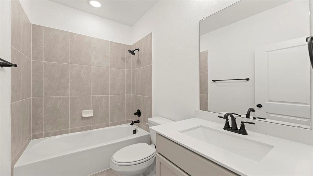 04. 9301 Derry - 2ND Bath