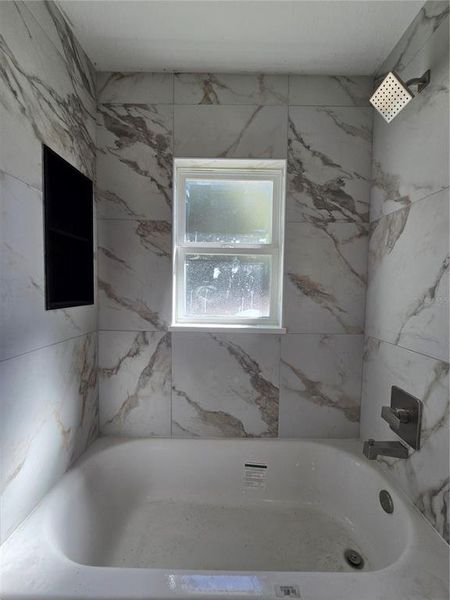 Close-up of interior finishes inside a home in , Ocklawaha (Image 9).