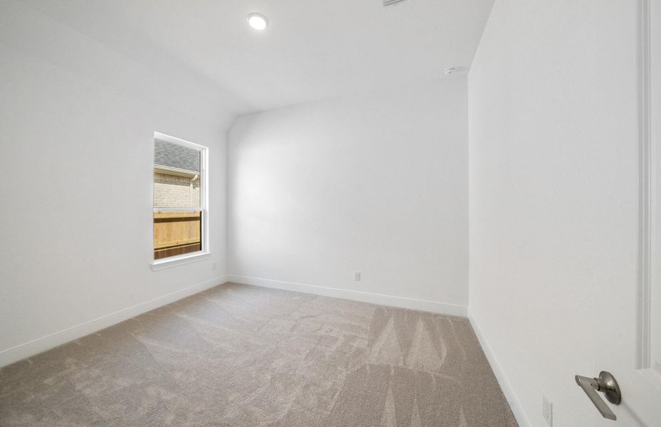 MODEL HOME images may NOT be consistent with the finished product.