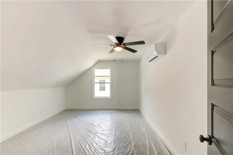 Spacious, unfurnished interior of a new home in , Villa Rica (Image 37).