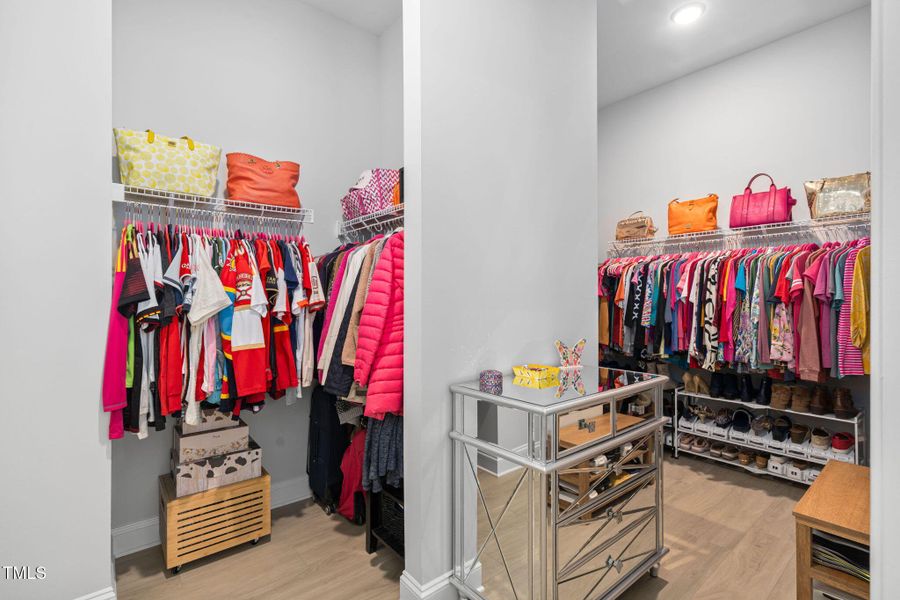 66-web-or-mls-321-falls-village-dr