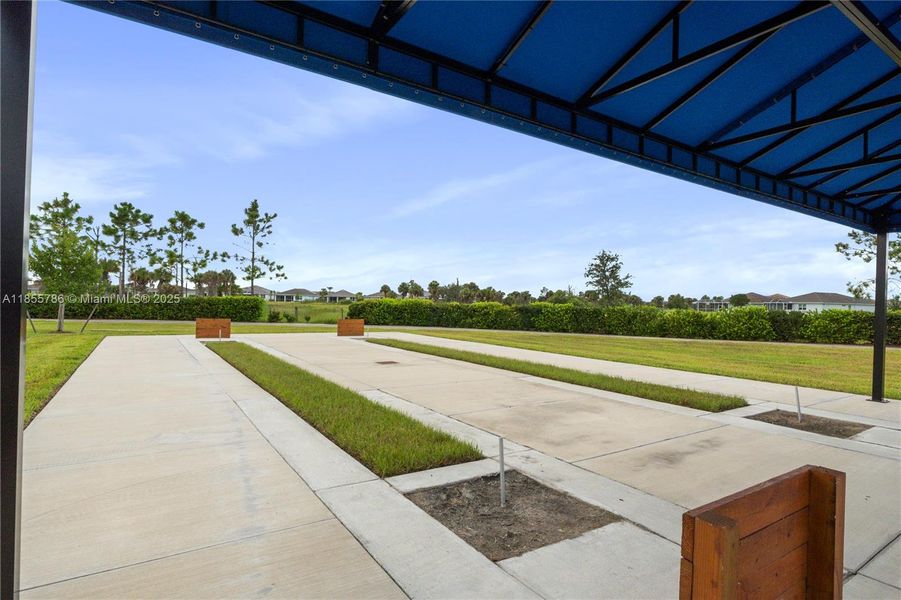 Spacious, unfurnished interior of a new home in Del Webb Tradition, Port St. Lucie (Image 18).
