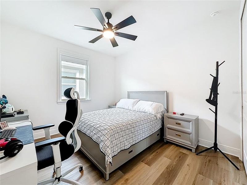 Furnished interior view inside a new home in , Orlando (Image 41).