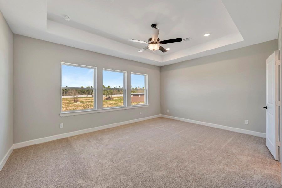 Spacious, unfurnished interior of a new home in COLTON - Reserve Collection, Todd Mission (Image 31).