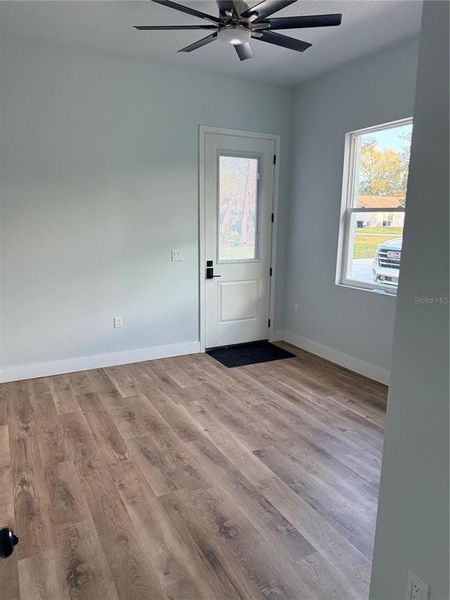 Spacious, unfurnished interior of a new home in , Deland (Image 12).