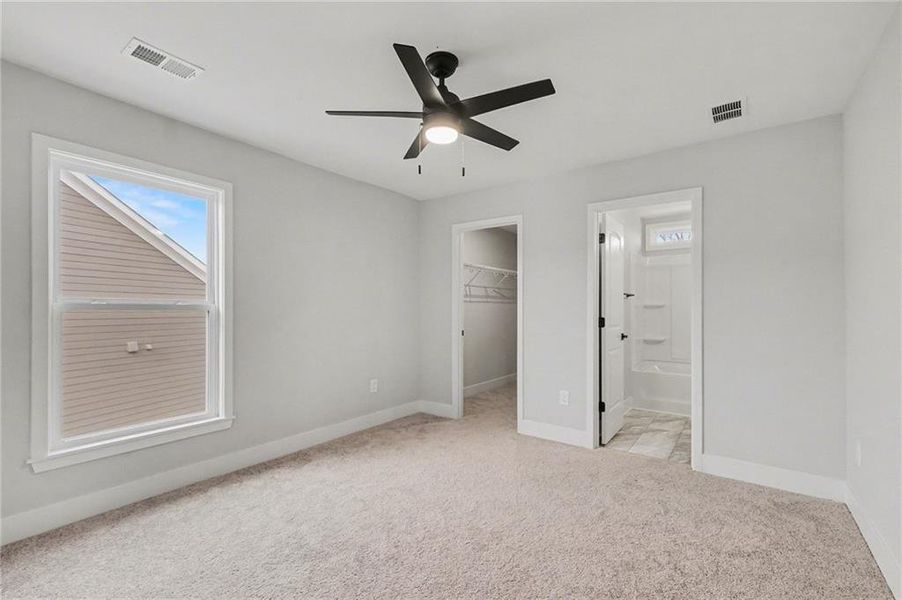 Spacious, unfurnished interior of a new home in , Hoschton (Image 33).