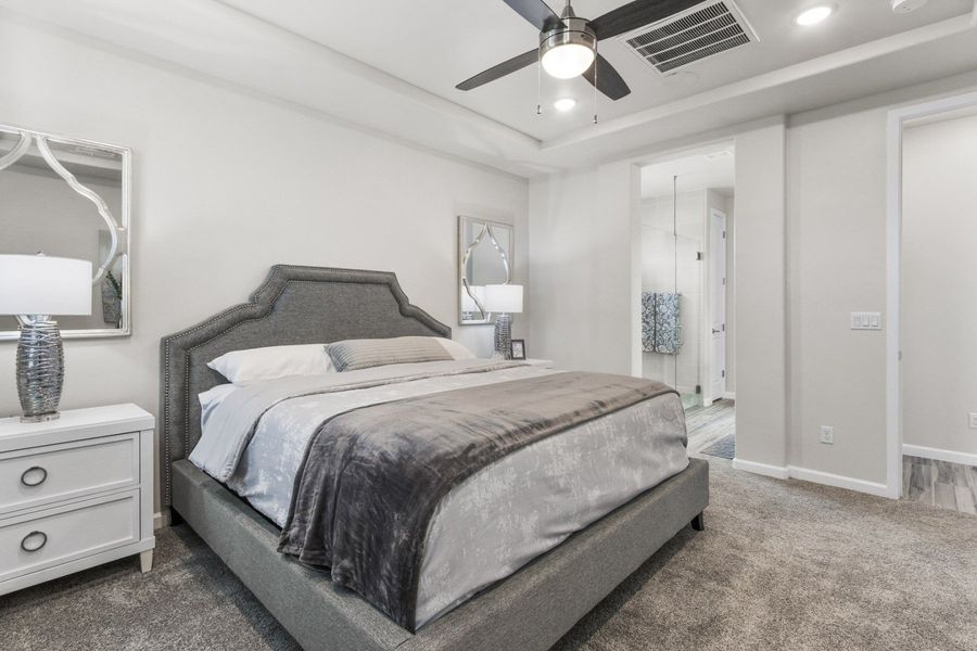 Representative furnished interior of a home built from the Valencia by Hakes Brothers in Hillside Park, El Paso (Image 23).