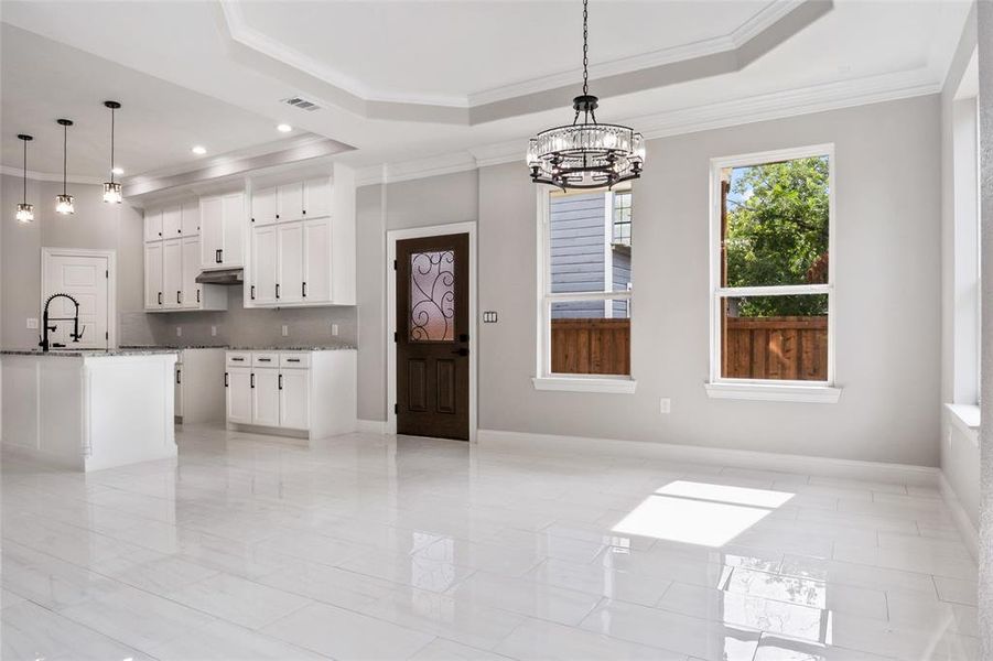Spacious, unfurnished interior of a new home in , Dallas (Image 13).