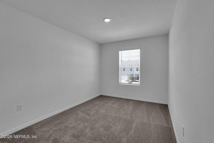 Spacious, unfurnished interior of a new home in , Jacksonville (Image 12).