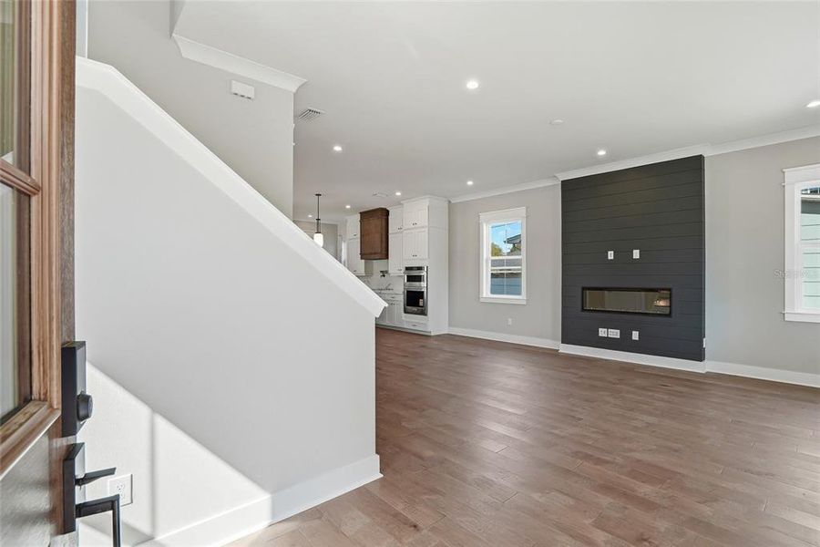 Spacious, unfurnished interior of a new home in , St. Petersburg (Image 54).