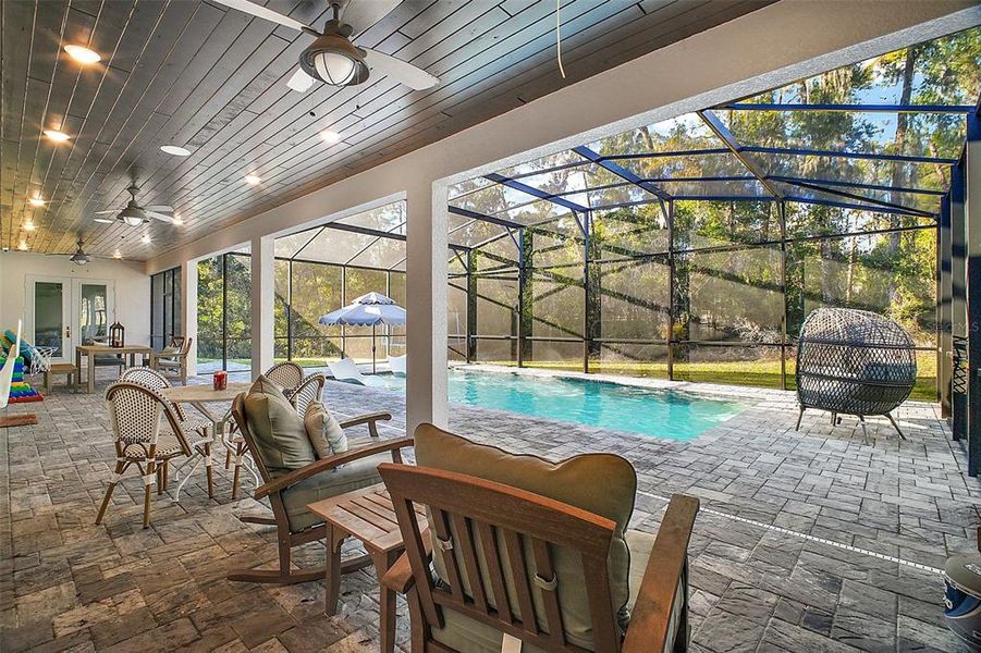 Community amenities in , Deland (Image 35).