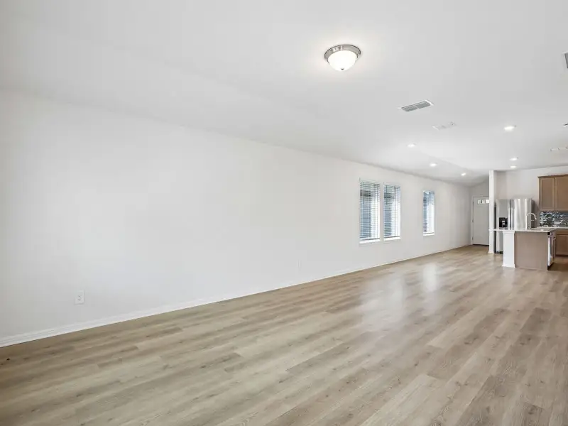 Spacious, unfurnished interior of a new home in Travena - Americana Collection, Georgetown (Image 6).