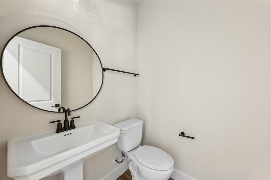 Furnished interior view inside a new home in Heritage Ranch, Sherman (Image 8). Furnished interior view inside a new home in Heritage Ranch, Sherman (Image 8).