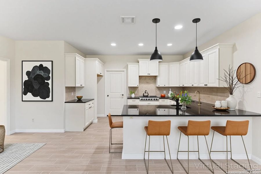 Furnished interior view inside a new home in , Seguin (Image 11).
