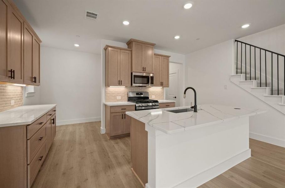 Furnished interior view inside a new home in Chelsea Commons, Allen (Image 9).