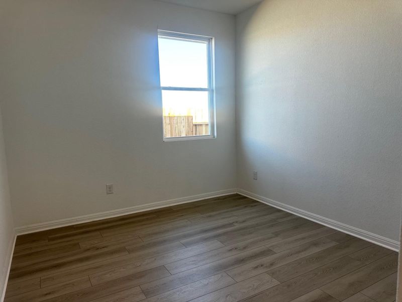 Spacious, unfurnished interior of a new home in Patterson Ranch, Georgetown (Image 13).