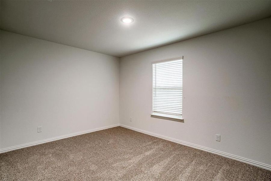 Spacious, unfurnished interior of a new home in , Joshua (Image 19).