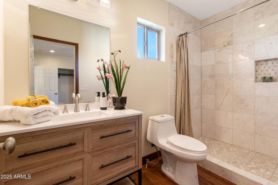 Jack N Jill Barhroom Jack N Jill Barhroom