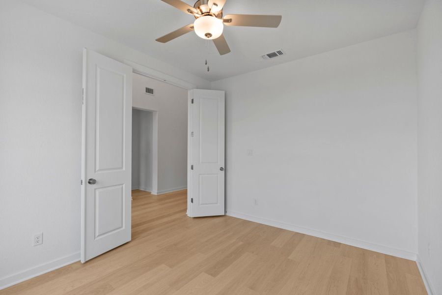 4br New Home in Liberty Hill, TX.  - Slide 28