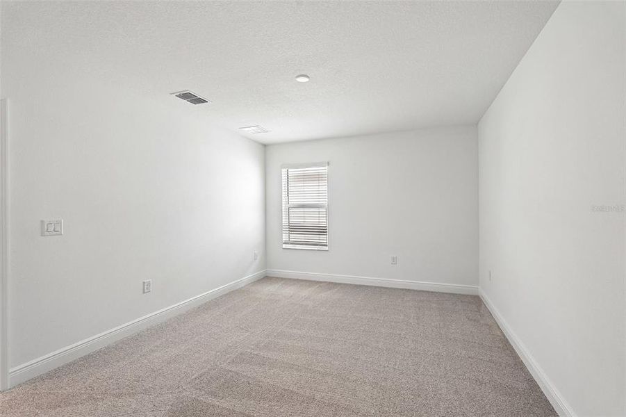 Spacious, unfurnished interior of a new home in SeaFlower, Bradenton (Image 17). Spacious, unfurnished interior of a new home in SeaFlower, Bradenton (Image 17).
