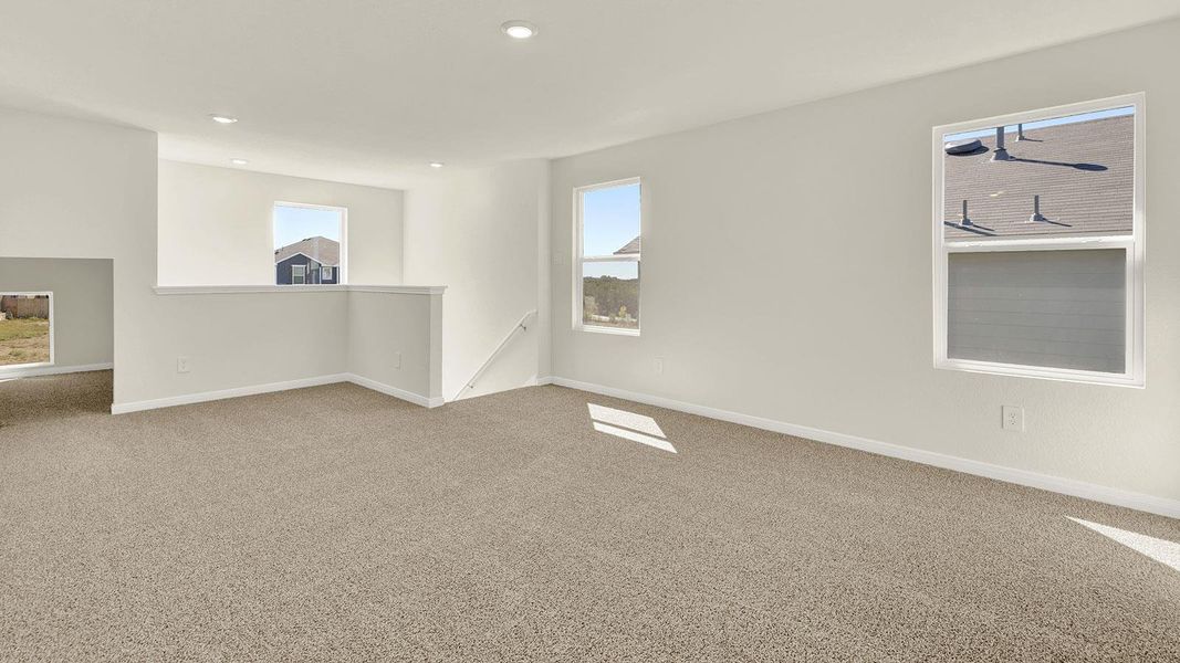 Spacious, unfurnished interior of a new home in Paramount, Kyle (Image 8).